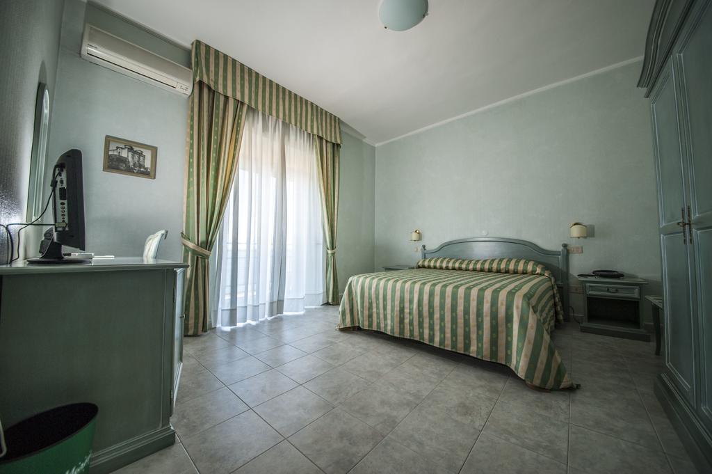 Hotel Murano Rossano Quarto foto