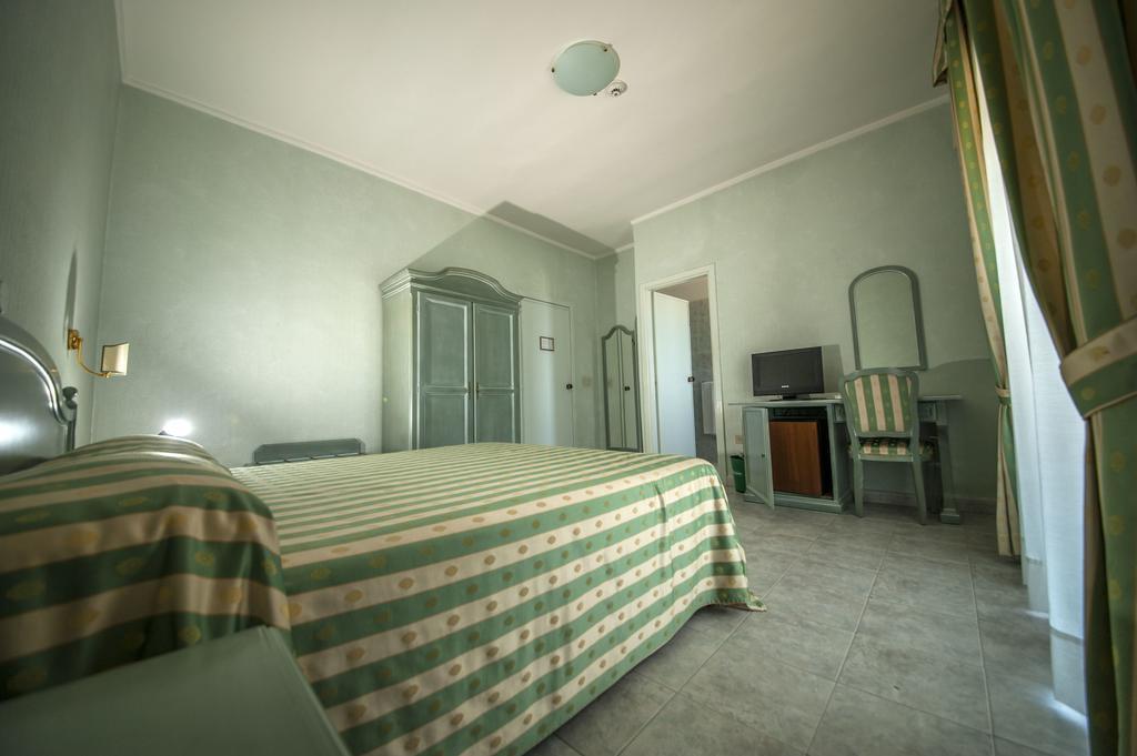 Hotel Murano Rossano Quarto foto